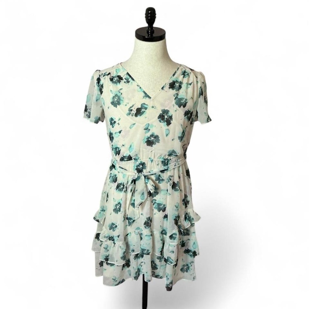 Simply Vera Vera Wang Floral Ruffle Dress Ivory Green V Neck Short‎ Sleeve